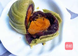 抹茶蛋黄酥的做法图解13