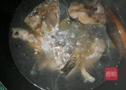 鱼头汤的做法图解4