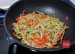 肉絲炒大豆芽菜的做法图解6