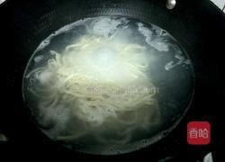 红椒肉末拌凉面的做法图解8