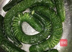 蓑衣黄瓜（蛇皮黄瓜）的做法图解3