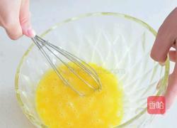 巧克力草莓蛋糕卷的做法图解3