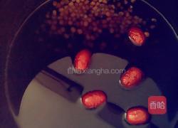 红豆黑米粥的做法图解2