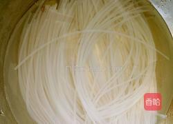 红烧带鱼炖粉条的做法图解8