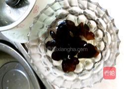 凉拌洋葱木耳的做法图解3