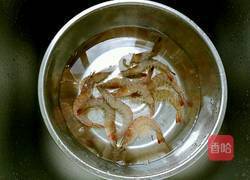 干烧香辣开背虾的做法图解3