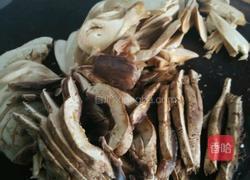 青椒巴西菇的做法图解2