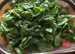 罗勒汁鲜虾芝士意面的做法图解2