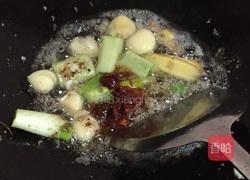 土豆鹌鹑蛋烧排骨的做法图解5