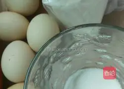 Illustration of how to make sweet chiffon cake 1