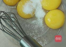 甜蜜戚风蛋糕的做法图解4