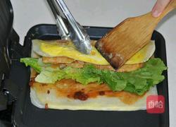 煎饼果子的做法图解6