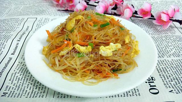 胡萝卜鸡蛋炒米粉