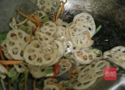 彩椒炒藕片的做法图解6