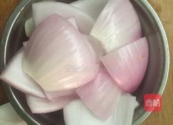 洋葱炒肉片的做法图解2