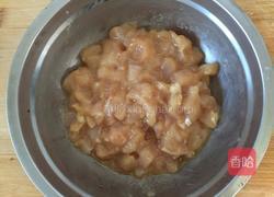 宫爆鸡丁的做法图解1