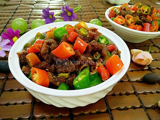 成品拍照了喽，是不是食欲满满啊？很下饭的嗷……
