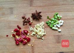 五香拌面的做法图解1