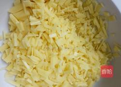 土豆火腿饼的做法图解2