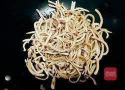 爆炒鱿鱼丝的做法图解4