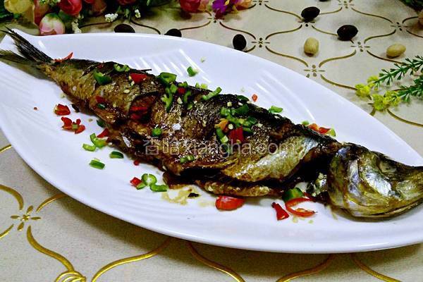 煎烧青鱼的做法 菜谱 香哈网 煎烧青鱼的做法 菜谱 香哈网