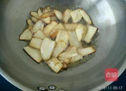 杏鲍菇炒胡萝卜甜椒的做法图解4