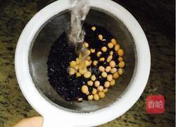 黑米豆浆的做法图解2