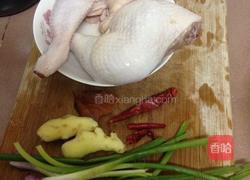 凉拌椒麻鸡丝的做法图解1
