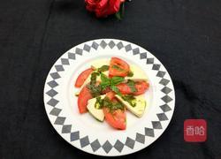 意式紫苏奶酪番茄盘的做法图解4