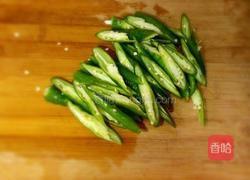 青辣椒炒白干的做法图解1