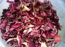 清炒紫甘蓝的做法图解3