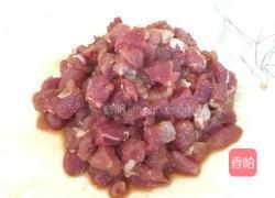 玉米粒与肉粒的做法图解1