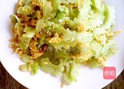 苦瓜炒鸡蛋的做法图解3