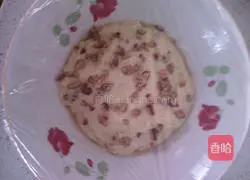 Illustration of how to make red date hair cake 3