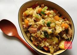 菠萝蛋炒饭的做法图解7