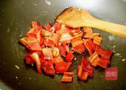 红椒炒蛋的做法图解4