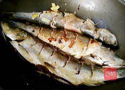 双椒烧双鱼的做法图解5