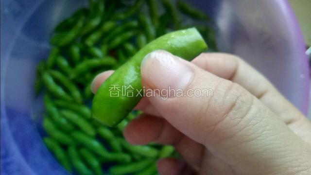 毛豆剪点口子出来利于入味