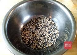 自制芝麻椰蓉甜馅的做法图解2