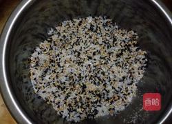 自制芝麻椰蓉甜馅的做法图解5