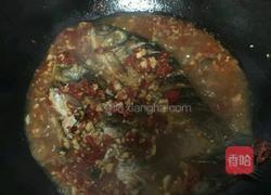 藿香鲫鱼的做法图解2