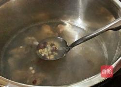 红豆薏米骨头汤的做法图解6