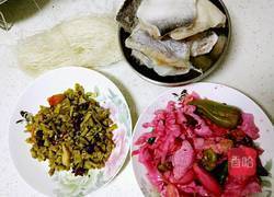 酸菜粉丝桂鱼块的做法图解1