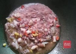 蒜苗炒鱿鱼的做法图解3