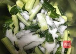 爽口麻香腌黄瓜的做法图解5