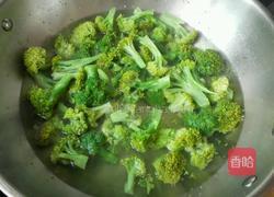 蒜蓉西兰花的做法图解2