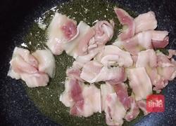 五花肉辣白菜豆腐汤的做法图解4