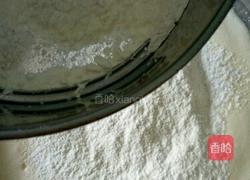 八寸海绵蛋糕(全蛋打发)的做法图解5