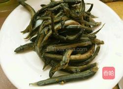 香煎泥鳅的做法图解3