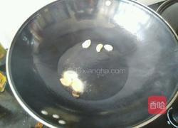 胖头鱼尾汤的做法图解3